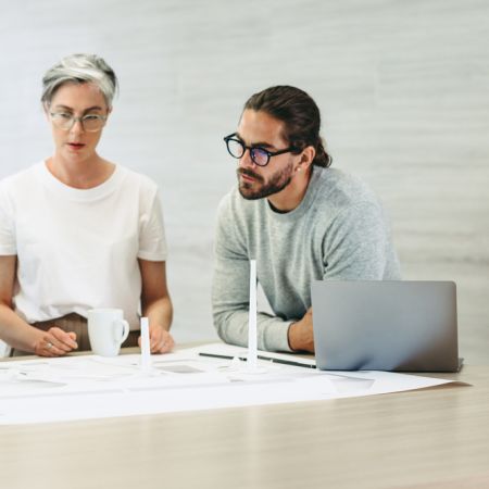 conseils pour manager un projet de reprise d'entreprise en suisse: business plan, due diligence, plan de financement, recherche de financement commercial